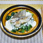 タラのソテーとほうれん草のクリームソースかけ