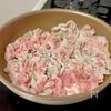 ごはんがすすむ♩豚肉とたっぷり玉ねぎのトンテキ風炒めの工程3