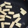 香ばし醤油のあまじょっぱおあげと菜の花炒めの工程1