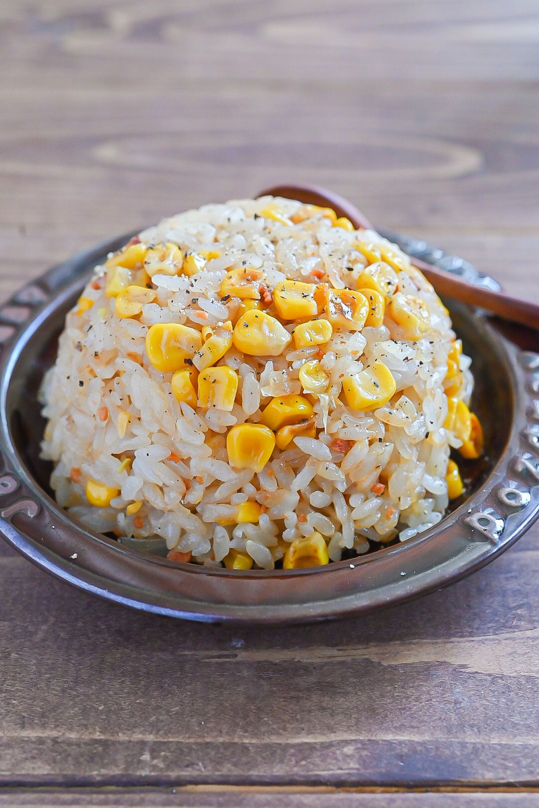 やみつきになる味わい！ベーコンビッツとコーンのピラフ | レシピサイトNadia