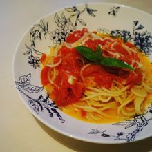 美味しいパスタの茹で方と、トマトとモッツァレラチーズのパスタ
