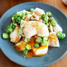 『豆腐とオクラの温玉わさび醤油』簡単ヘルシー☆和風サラダ♪