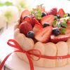 いちごムースのシャルロットケーキ