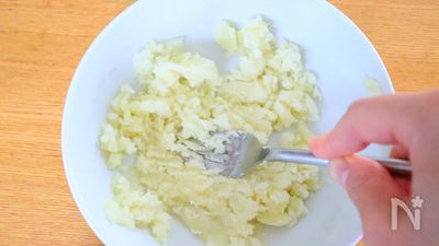 動画あり 餃子の皮で簡単アレンジ もちもちポテトのウインナー巻きレシピ By 姫ごはん 和田良美 レシピサイト Nadia ナディア プロの料理家のおいしいレシピ