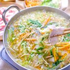 身体ぽっかぽか♡『千切り野菜の豚しゃぶ生姜鍋』