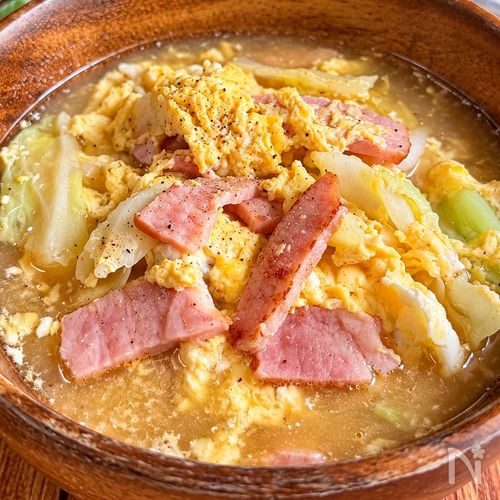 【ベーコンキャベツのふわたま中華スープ】どんな料理にも合う♡
