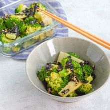 ブロッコリーひとつで作る🥦海苔ごま和え