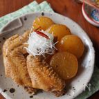 鶏手羽と大根のじんわり醤油煮込み