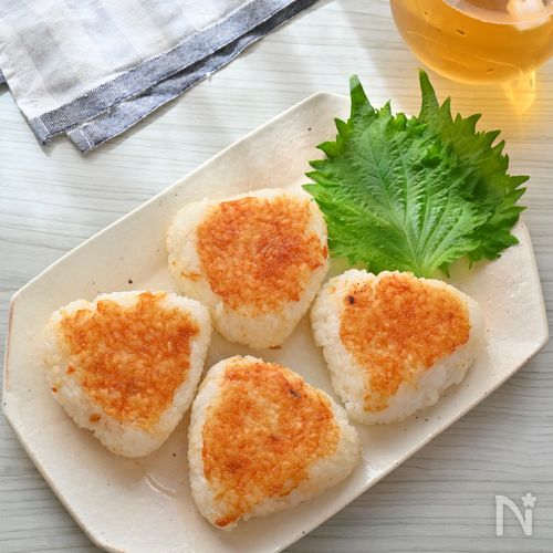 香りがたまらない！味噌焼きおにぎり