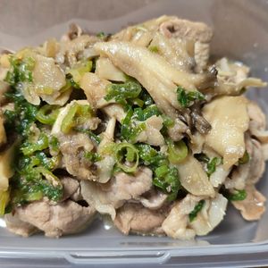 月雪由翔の作ってみた!投稿(【豚肉と舞茸のごま生姜だれ】風味豊かな甘辛だれ♪10分おかず)