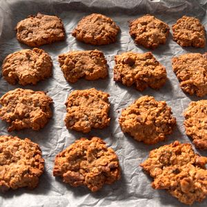 o-missoの作ってみた!投稿(ナッツたっぷりオートミールクッキー【小麦･卵･乳･砂糖なし】)