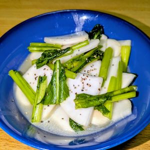 joe sanの作ってみた!投稿(葉も皮も全部！＊かぶ丸ごとマリネサラダ＊)