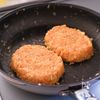 【照りたま鶏バーグ】ワンパン!肉感のこしたままふんわり♡の工程2