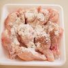 仕上げにかけるパン粉で揚げない★つけチキンの工程1