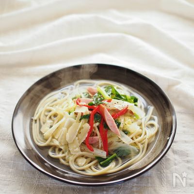 白菜のスープパスタ