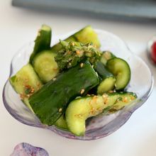5分でさっぱり♡きゅうりの梅しそ和え【簡単作りおき】