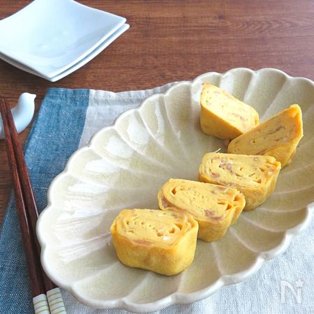 簡単アレンジ卵焼き お弁当やおつまみに なめたけの卵焼き By 佐藤 加奈子 Kaana57 レシピサイト Nadia ナディア プロの料理家のおいしいレシピ