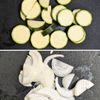 ズッキーニとえびのクリーム煮│ワンパンで夏の爽やかおかずの工程1