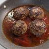 うま味がとけ合う♪【きのこ煮込みハンバーグ】の工程3