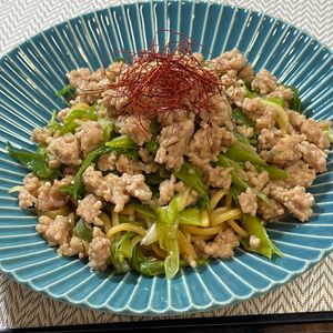 楽ラク手抜キッチン🐶🐾の作ってみた!投稿(レンジで5分【レンチン上海風焼きそば】味付けは牡蠣だし醤油♪)