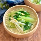 たっぷり小松菜とえのき茸のふわたま中華スープ