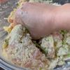 【鶏むね肉と春キャベツの一口カレー餃子】の工程2