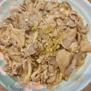 くだもの大好き🧡の作ってみた!投稿(コク旨♡ご飯がすすむ♪【豚こまときのこのオイスター炒め】)
