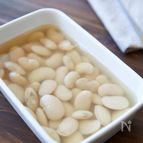 たっぷり茹でて冷凍保存、白いんげん豆のゆで方