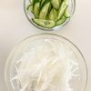 パパッともう一品♪新たまねぎときゅうりの海苔サラダの工程1