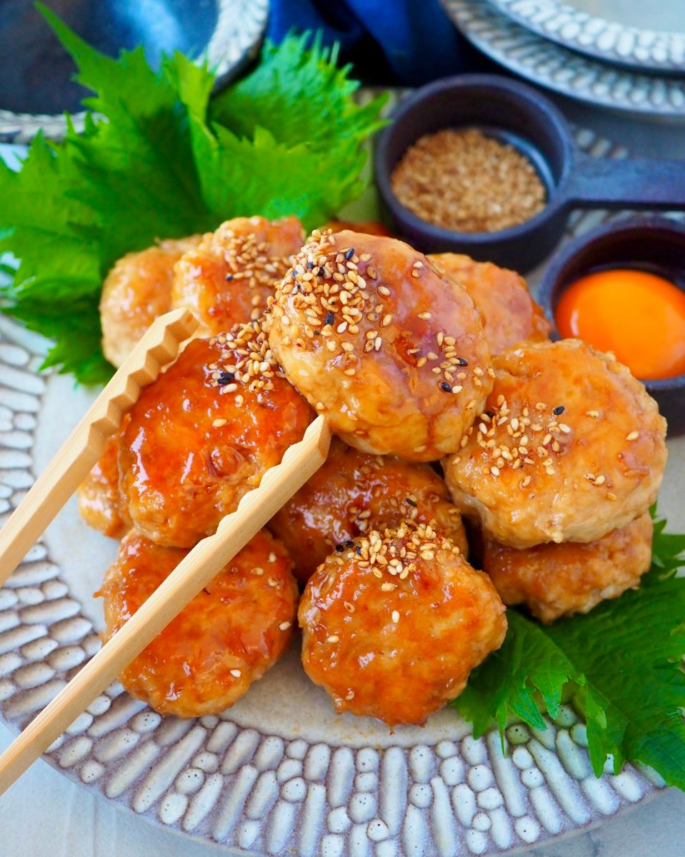 えのきでシャキッとヘルシー鶏つくね】調味料ALL大さじ1のレシピ動画