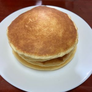 りんごの作ってみた!投稿(もっちり感あり【米粉のミルクパンケーキ】簡単！ふんわり♡)