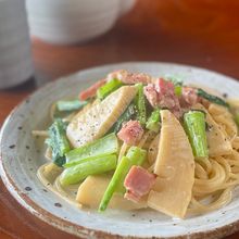白だしで簡単♪【たけのこと小松菜の和風クリームスパゲティ】