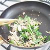 半熟玉子のニラと挽肉かけの工程5