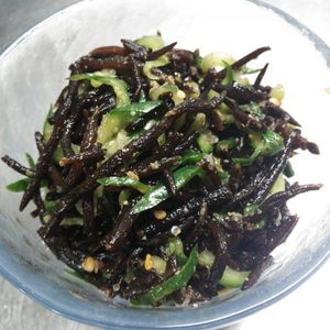 ちぇぶ子の作ってみた!投稿(ひじきのほんのり甘酢ナムル)