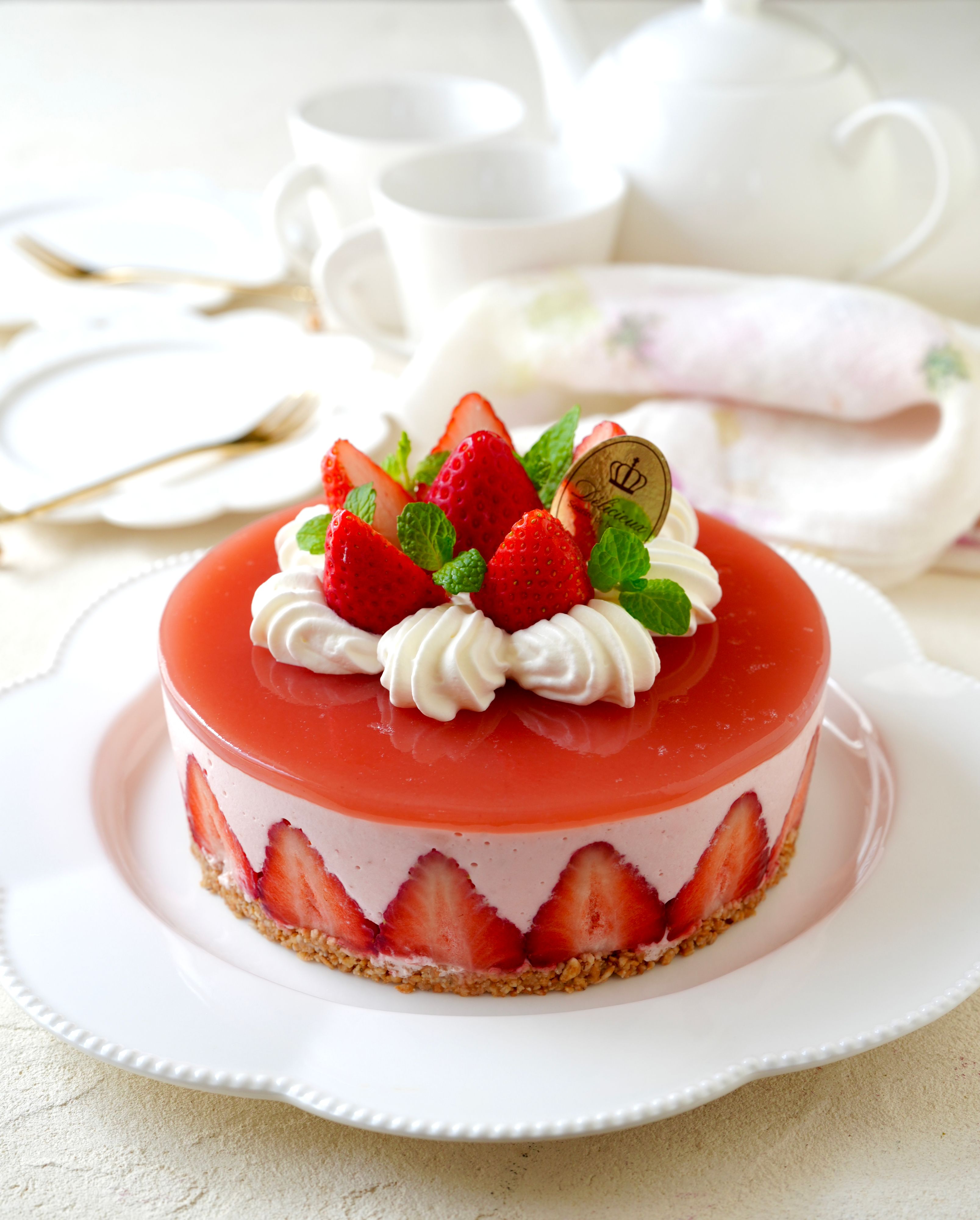 クリスマスホールケーキいちごのムースのアンドュゥトュラ 050fef8a3280294603082fa09d5044