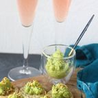 キリっと冷えた白ワインに合う！ワカモレ　バジル風味