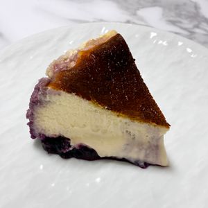 504844の作ってみた!投稿(【ブルーベリーバスクチーズケーキ】濃厚だけどさっぱり♪)