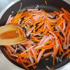 【常備菜】炒めて手軽に!キャベツとハムの甘酢漬けの工程2