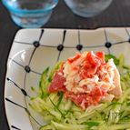 【レンジで簡単！サラダチキンレシピ】鶏ささ身の梅きゅうり和え