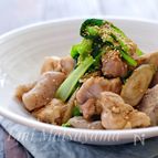 ＊鶏肉とこんにゃくと新ごぼうと小松菜の白だし炒め＊