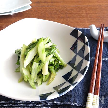 セロリ丸ごと1本消費 火を使わず簡単 セロリの浅漬け By 佐藤 加奈子 Kaana57 レシピサイト Nadia ナディア プロの料理家のおいしいレシピ