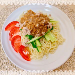 にゃ〜むずの作ってみた!投稿(【レンジで簡単！担々麺風ごまだれ冷やし中華】簡単本格！)