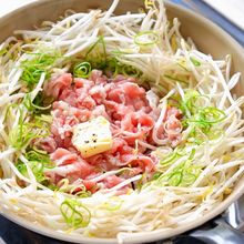 【豚こまペッパーもやし】コスパ高〜!ワンパンメイン