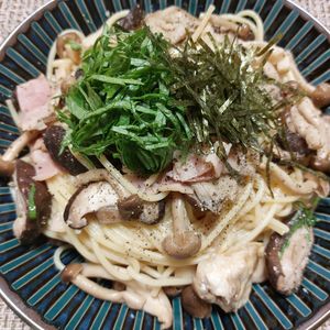 よっこの作ってみた!投稿(【たっぷりきのことベーコンのスープパスタ】うまみがギュッ！)