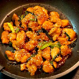 くわちぃの作ってみた!投稿(【鶏むね肉とニラの旨だれ】ご飯がとまらないやつ♡)