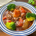 お肉たっぷり♪【牛こまビーフシチュー】バレンタインにも◎