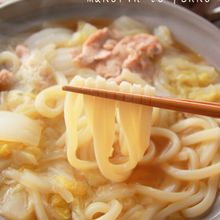 簡単！煮込むだけ＊トロトロ白菜と豚肉の絶品うどん鍋