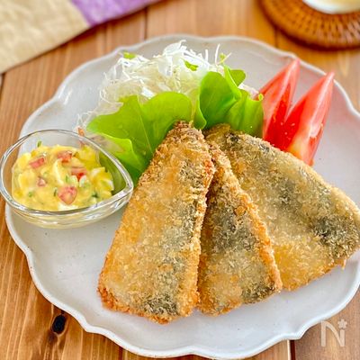 香ばしい♩ガーリックチーズ風味のアジフライ