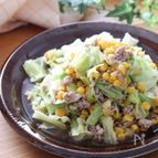 お手軽食材でパパっとご飯に合うおかず♡豚キャベコーン中華炒め