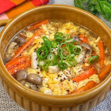 【にんじんとしめじのふわ玉中華スープ】とろとろ〜♡